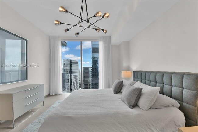 Building Photo - 88 SW 7th St