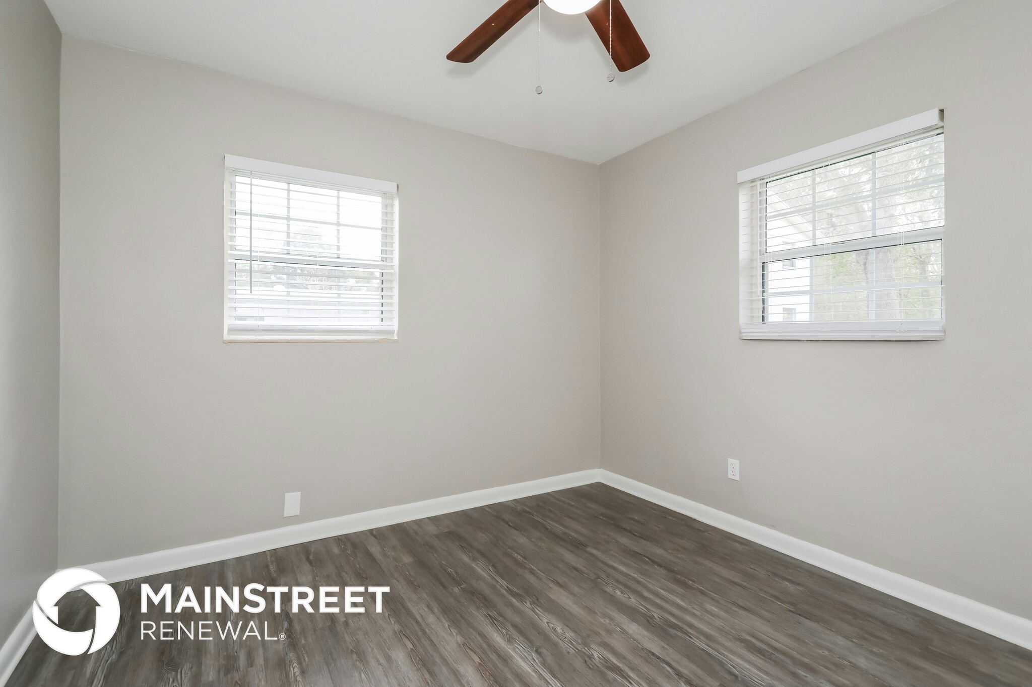 Building Photo - 3114 Hampton Ave E