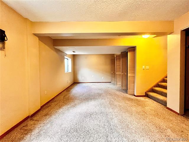 Building Photo - 310 Medford Dr