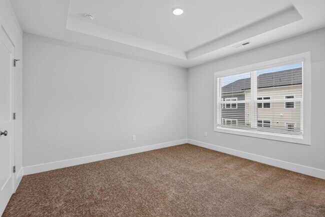 Building Photo - 2405 Adrift Rd