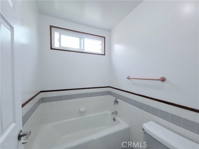 Building Photo - 9461 Downing Cir
