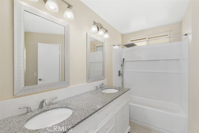 Building Photo - 15002 Woodcrest Dr