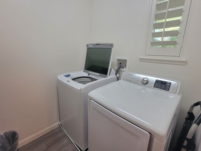 Building Photo - Fully Furnished - 3 Bed, 3 Bath Ko Olina Kai Townhome