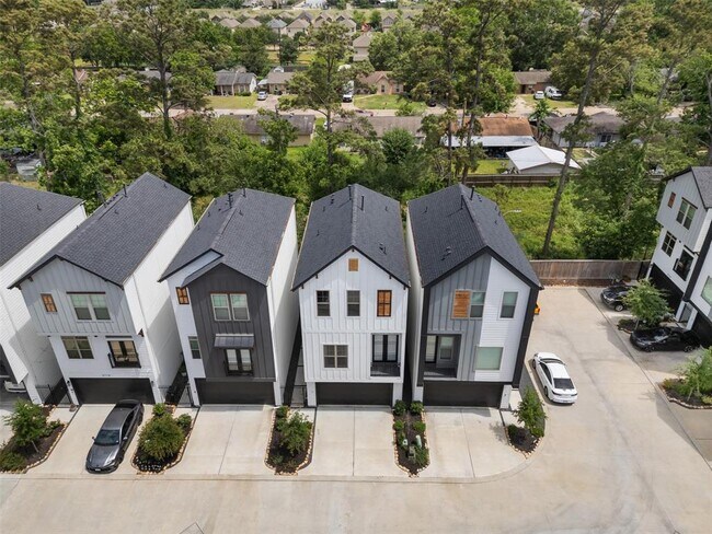 Building Photo - 3706 Creekmont Grn Ln