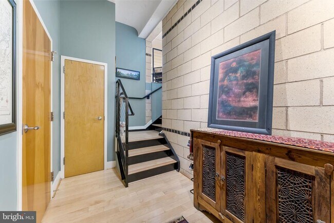 Building Photo - 1529 14th St NW