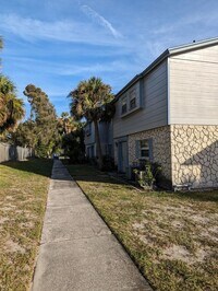 Building Photo - One bedroom apartment 7 or 12 months rental terms available/ Apartamento disponible amueblado o s...