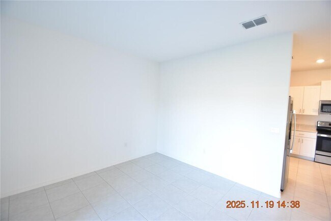 Building Photo - 6252 Shiner St