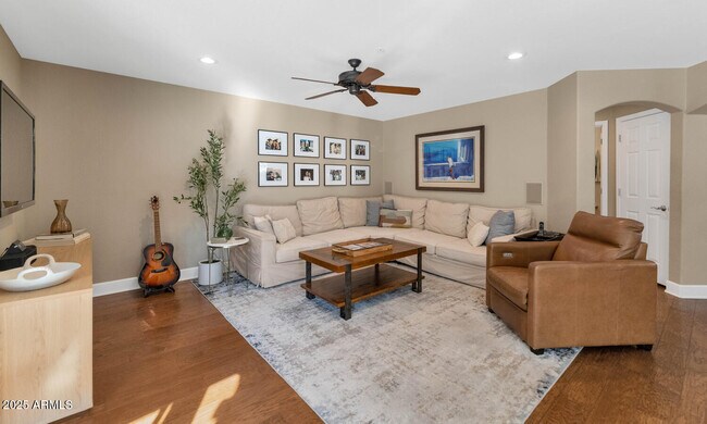 Building Photo - 9617 E Friess Dr