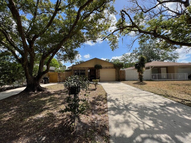 Building Photo - Newly Renovated 3/2 Home ~ Brand New Kitchen ~ Updated Bathrooms ~ Fenced Yard!