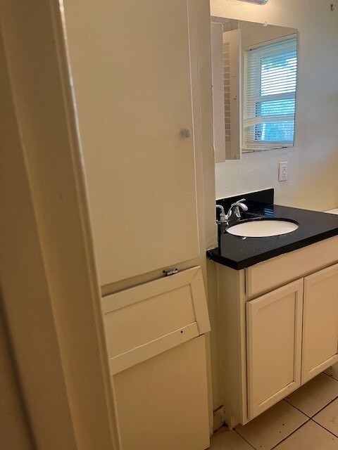 Building Photo - 4146 Sarong Dr