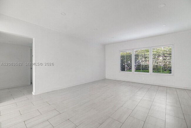 Building Photo - 3909 US-1