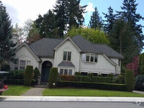 Building Photo - Beautiful house on Marymoor Park neighborhood