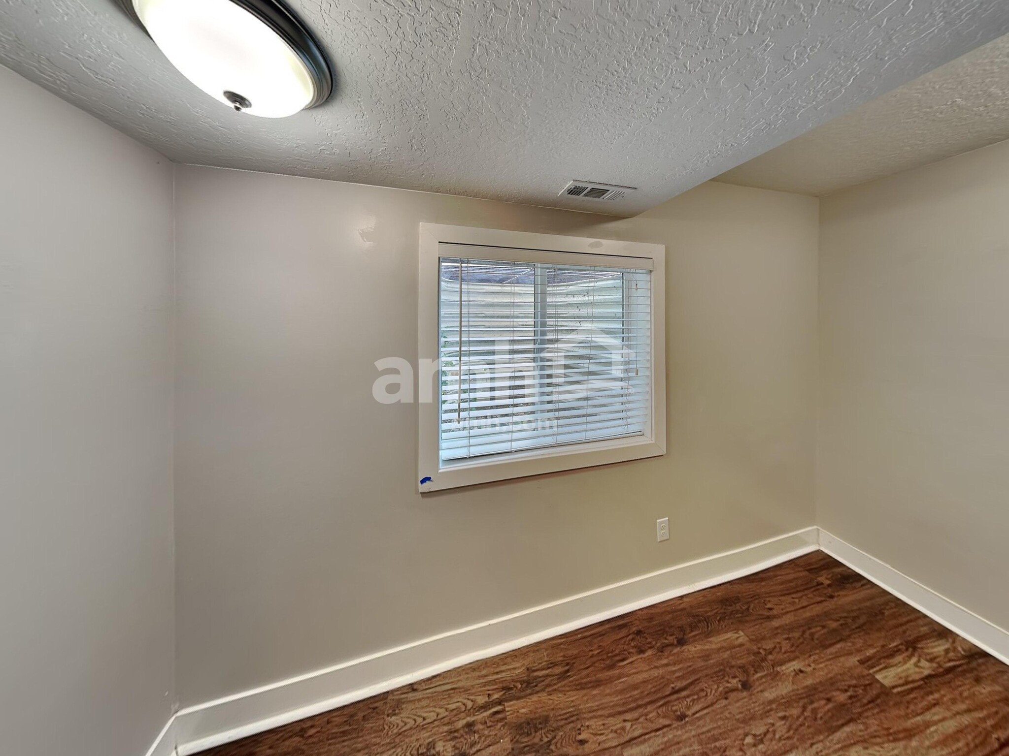 Building Photo - 2049 W 1175 S