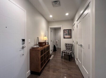 Building Photo - 434 McGrath Hwy