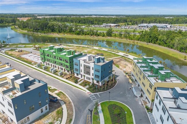 Building Photo - 2362 Brix St