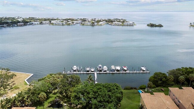 Building Photo - 185 Banyan Bay Dr