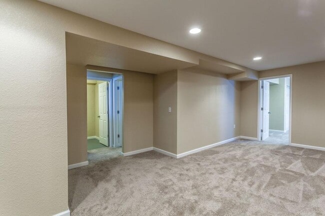 Building Photo - 2362 Calcite St