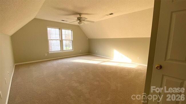 Building Photo - 127 Meadow Pond Ln