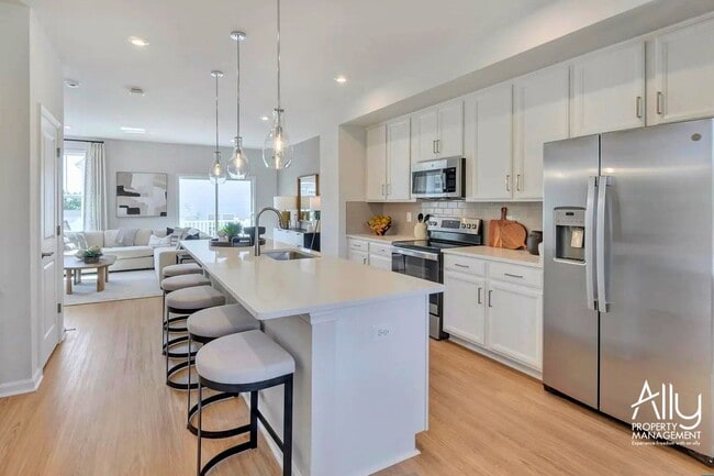 Building Photo - 4959 Lexi Ln