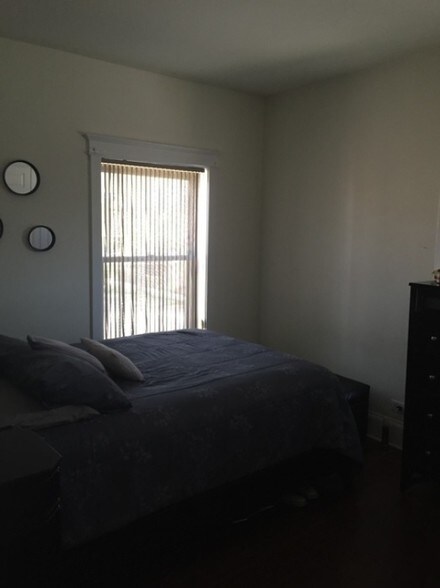 Bedroom - 3600 S Wood St