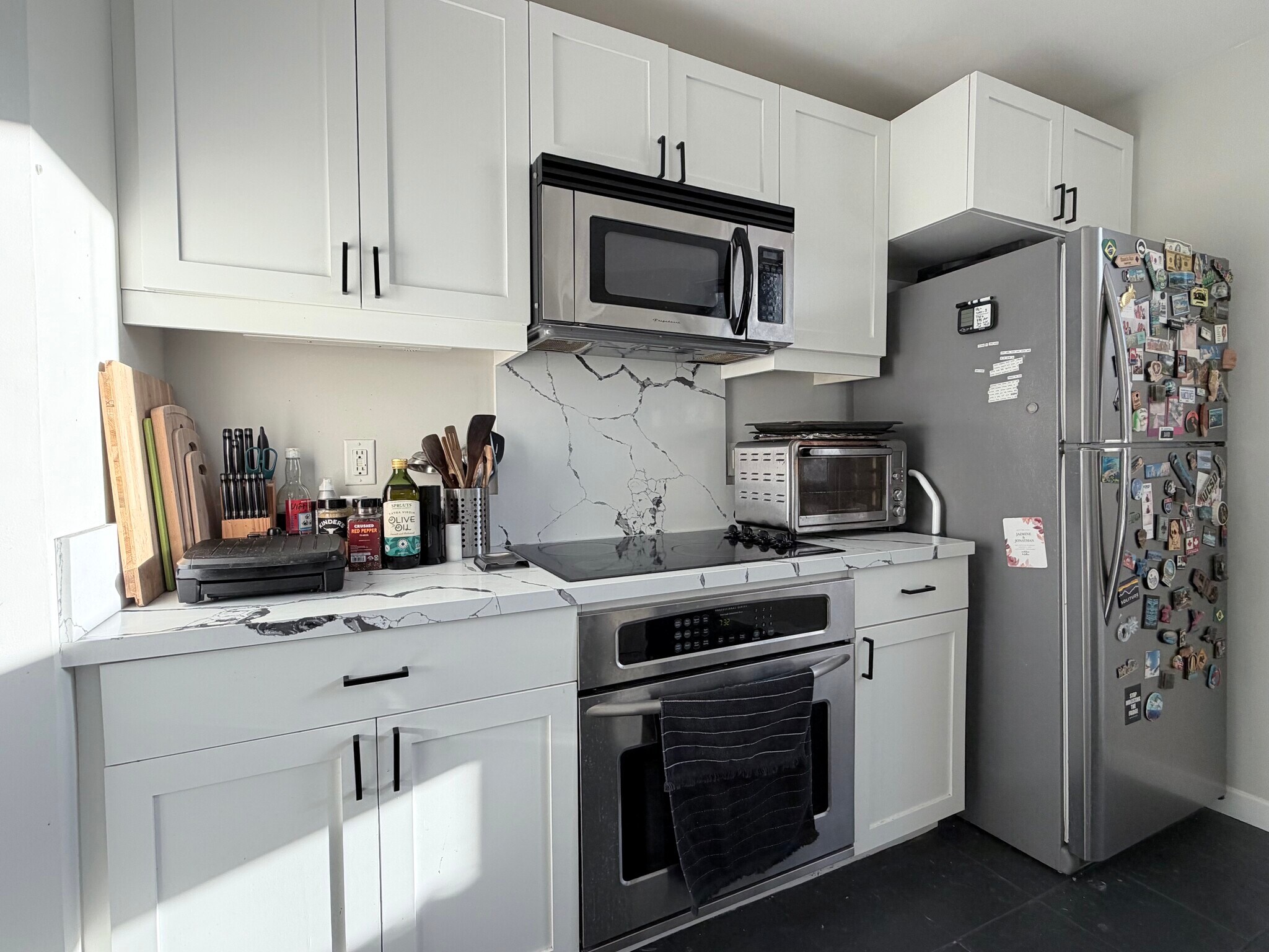 Building Photo - 1150 J St