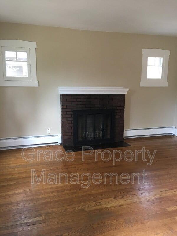 Building Photo - 540 S Emerson St