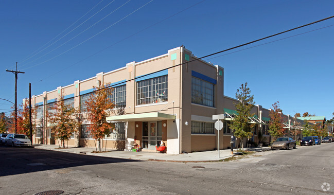 Primary Photo - Bywater Art Lofts