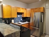 Building Photo - 355 Kalanianaole St