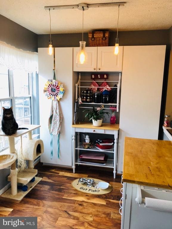 Building Photo - 11052 Sentry Ridge Rd