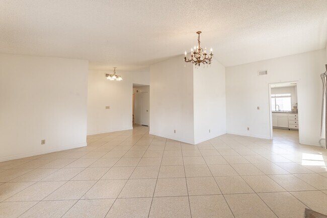 Building Photo - 6361 O'Bannon Dr