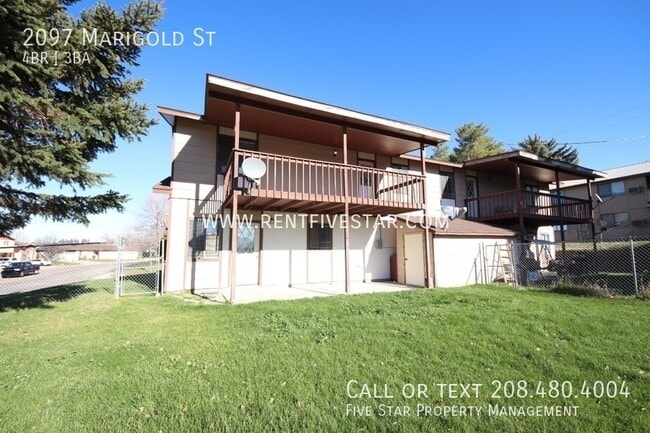 Building Photo - 2097 Marigold St