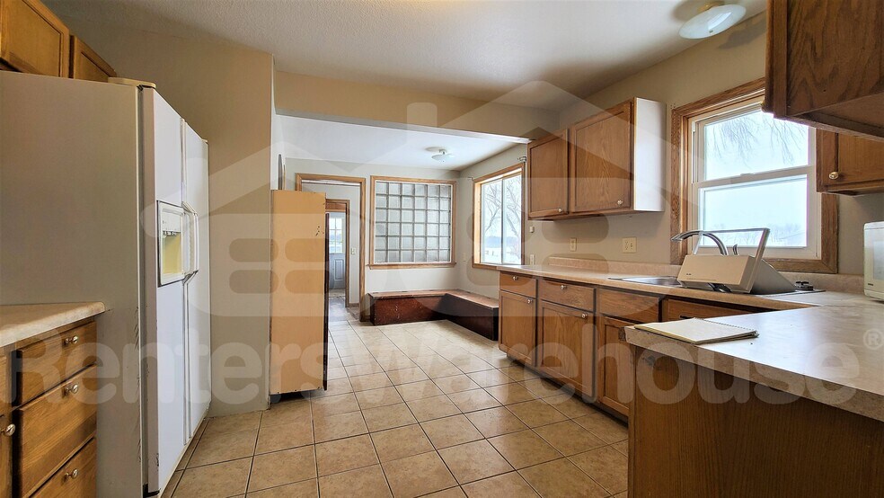 Building Photo - 1480 Co Rd A