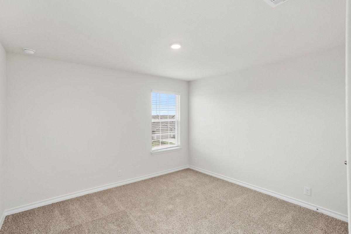 Building Photo - 5035 Punch Shot