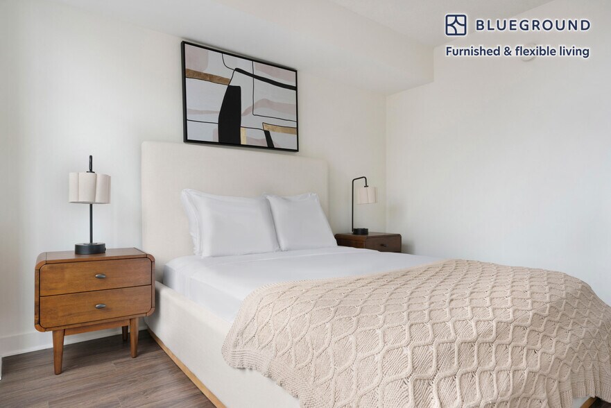 Building Photo - 444 8th St NW