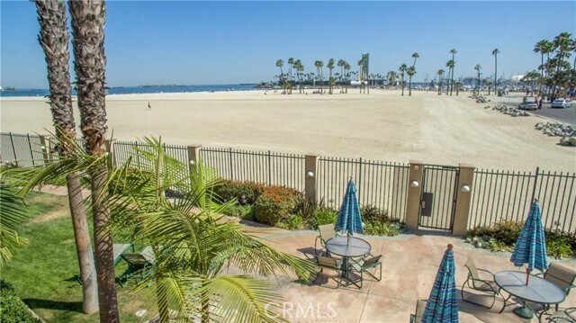 Building Photo - 850 E Ocean Blvd