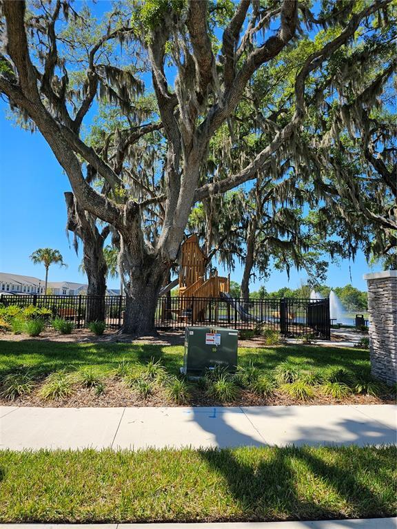 Building Photo - 11483 Harborview St