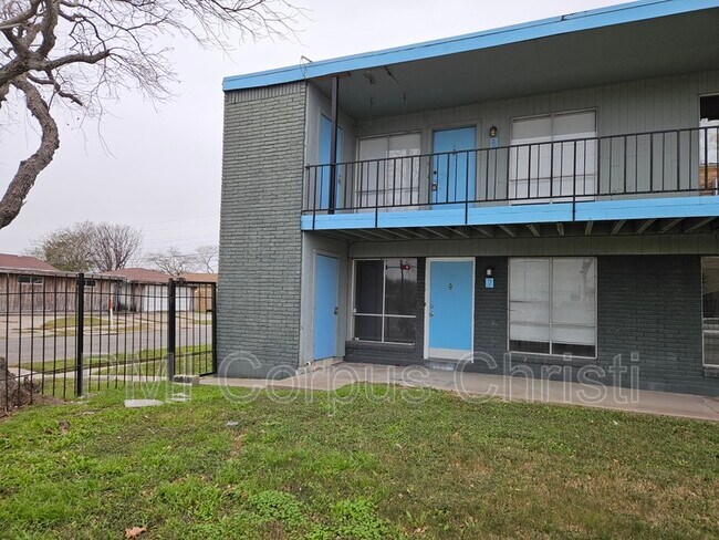 Primary Photo - 3253 S Staples St