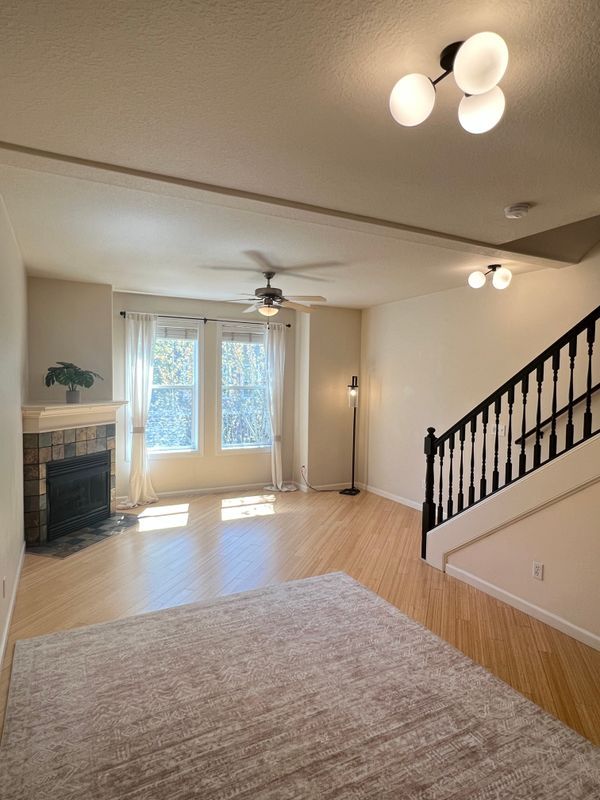 Building Photo - 9041 SW Rystadt Ln