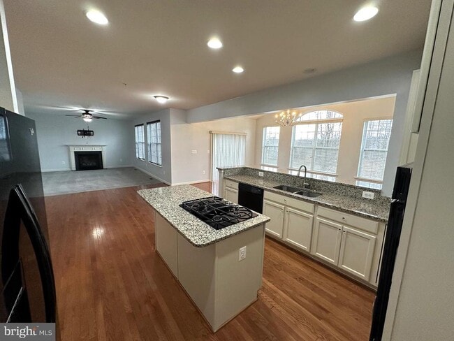 Building Photo - 7045 Sand Cherry Way