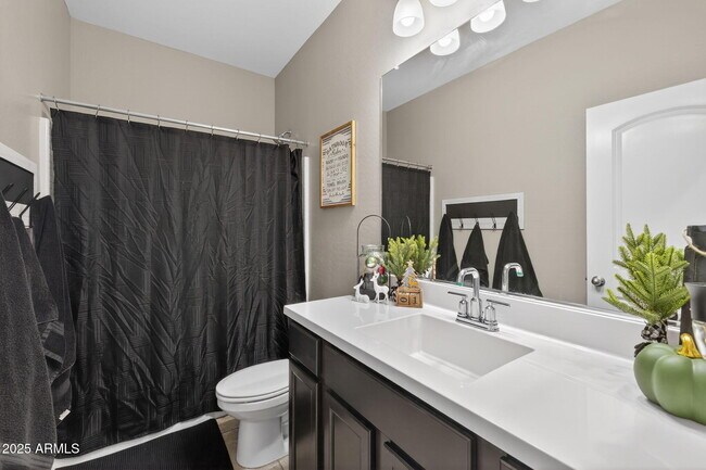 Building Photo - 8269 W Rushmore Way