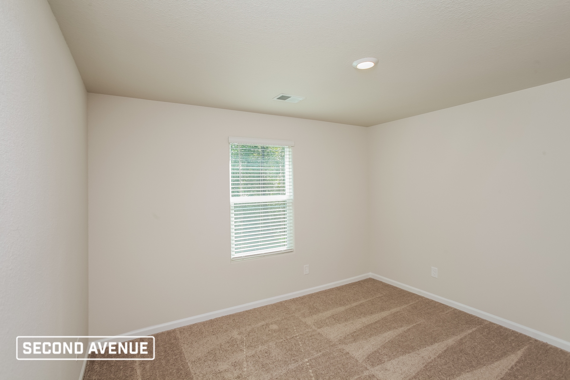 Building Photo - 336 Sundew Rd