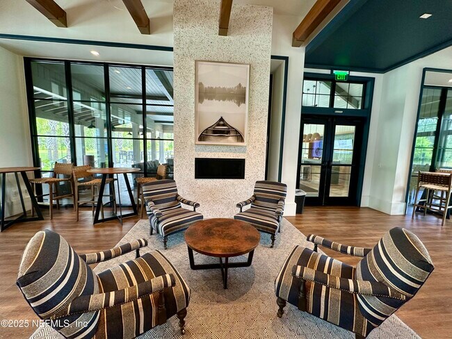 Building Photo - 75310 White Rabbit Ave