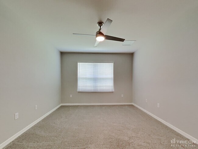 Building Photo - 27944 Arrowhead Cir