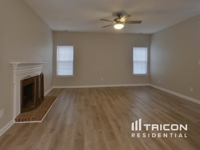Building Photo - 3709 Bentley Pl
