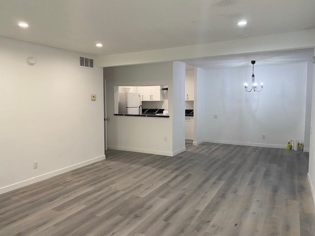 Building Photo - 5460 White Oak Ave