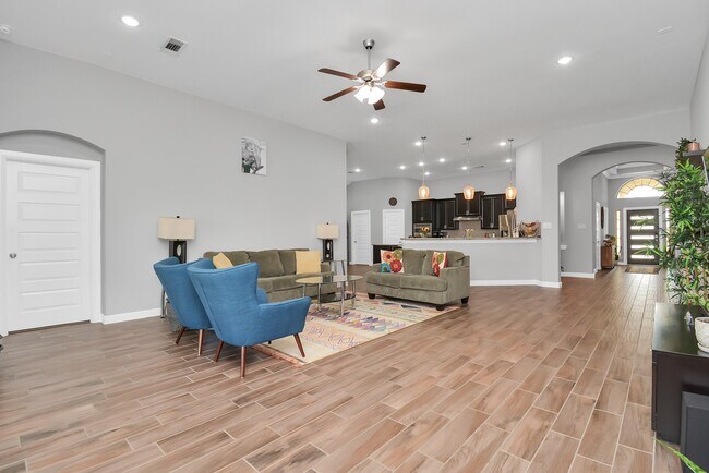 Building Photo - 5534 Lady Lyle Wy