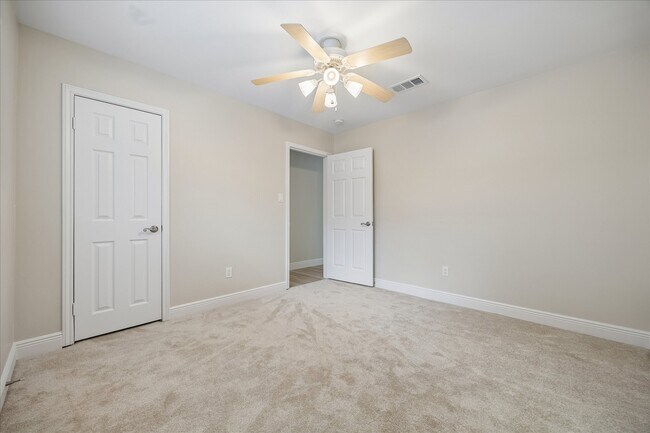 Building Photo - 12427 Brandywyne Dr
