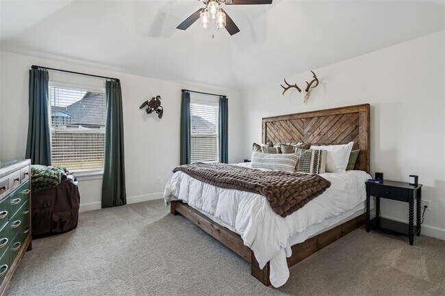 Building Photo - 2232 Los Angeles Ave