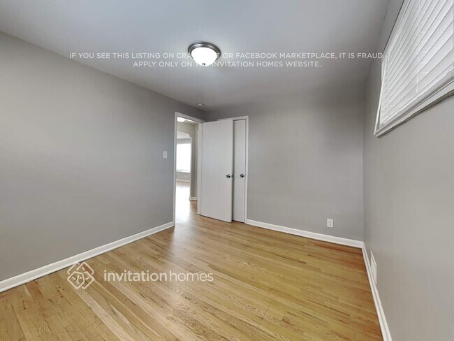 Building Photo - 1410 S Depew St