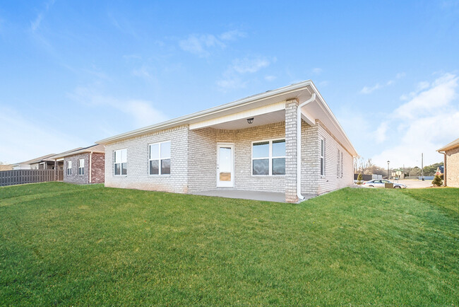 Building Photo - 3208 Jordan Farm Cir